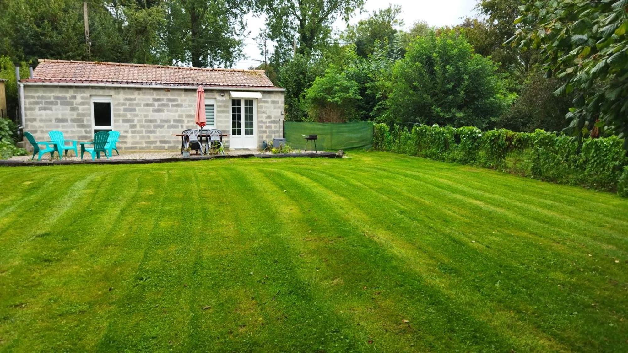 Maison A La Campagne,A Saint-Amand, Pas-De-Calais Exterior photo